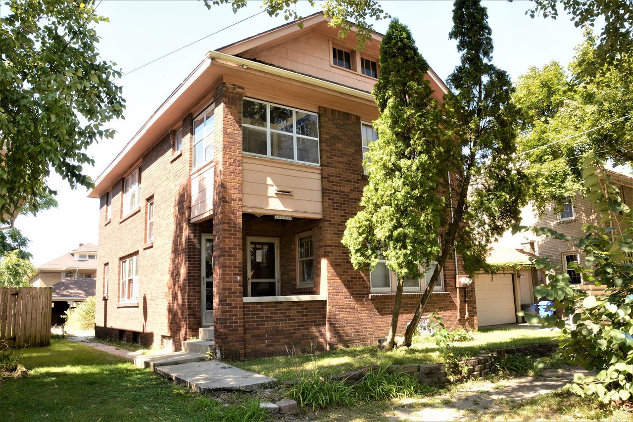 1434 Grant Ave., Rockford, IL 61103