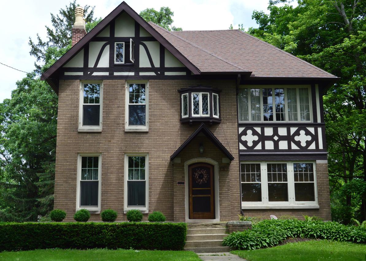 1170 W Stephenson St., Freeport, IL 61032
