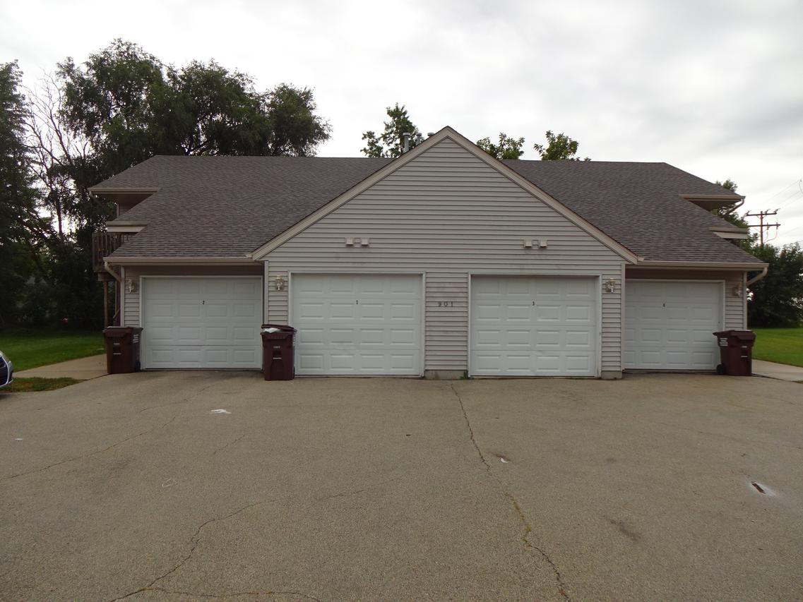 901 Minns Dr., Machesney Park, IL 61115