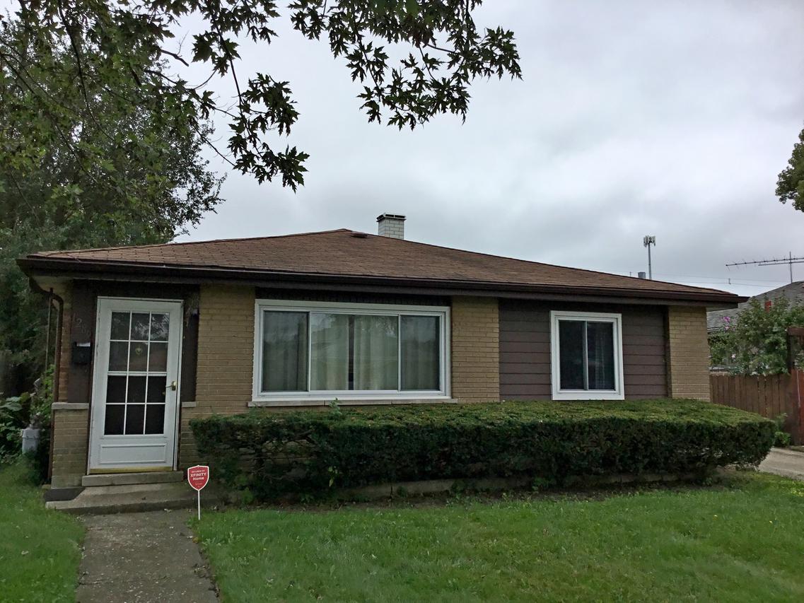1286 Greenbay Ave., Calumet City, IL 60409