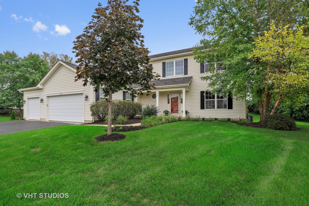 1426 Roxbury Ln., Wauconda, IL 60084