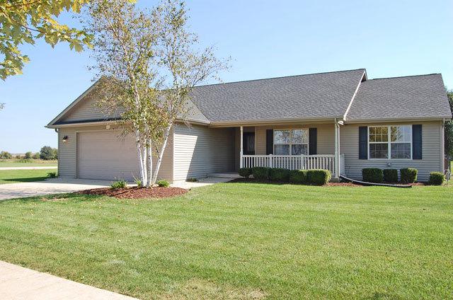 410 Kincaid St., Maple Park, IL 60151