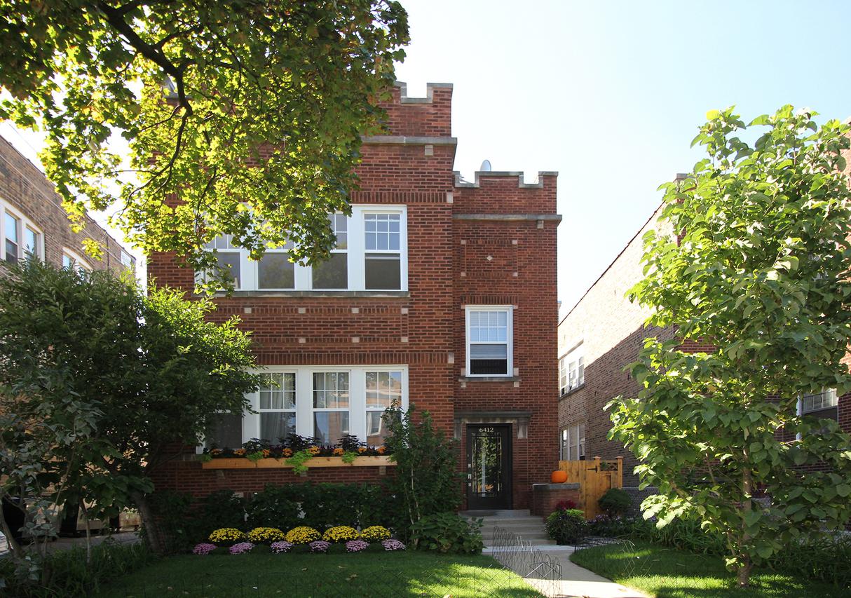 6412 N Oakley Ave., Chicago, IL 60645