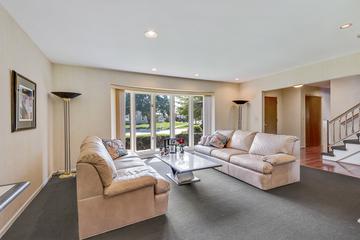 5 Reba Ct., Morton Grove, IL 60053