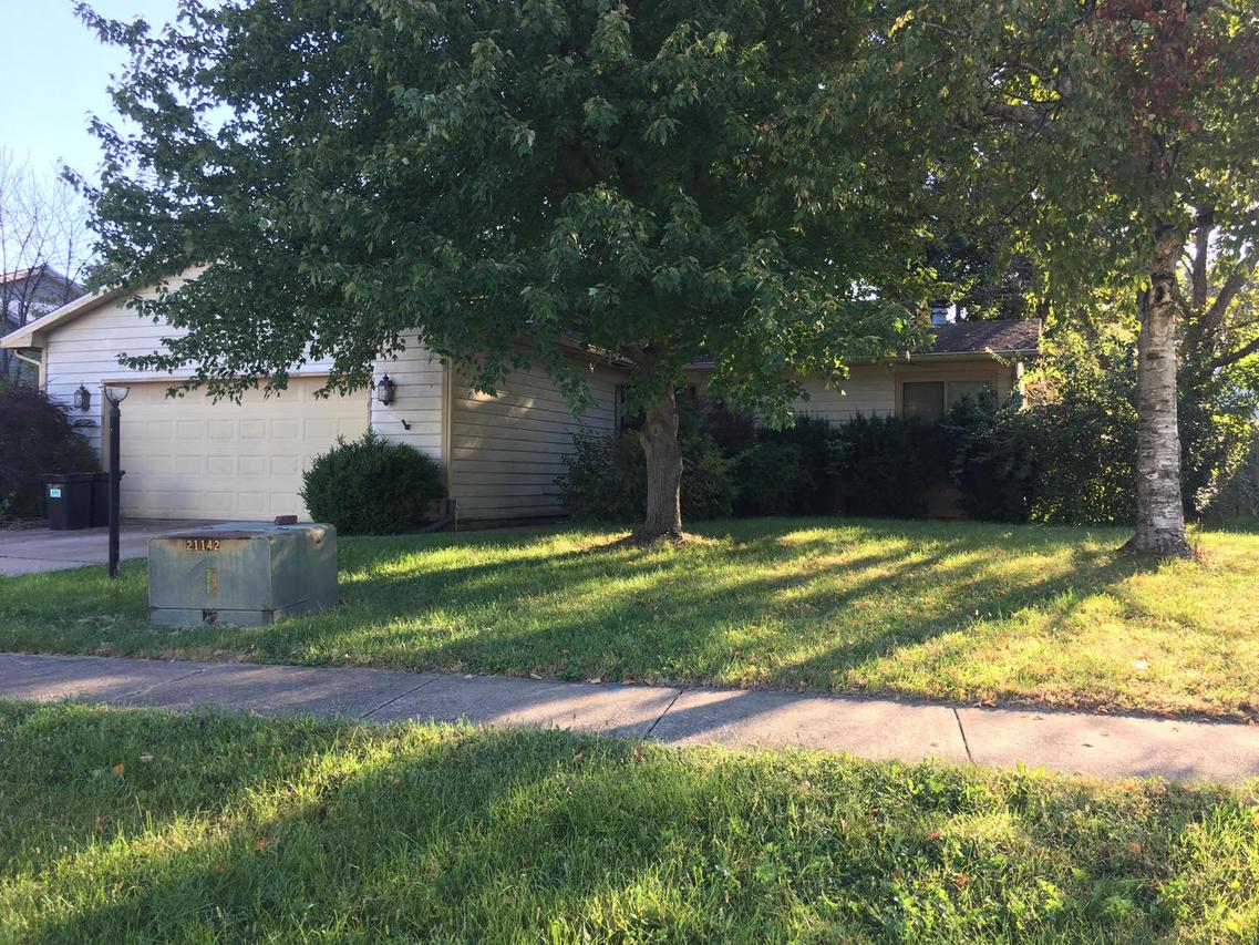606 Compton Ave., Champaign, IL 61822