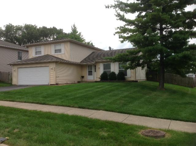 328 Springbrook Ln., Carol Stream, IL 60188