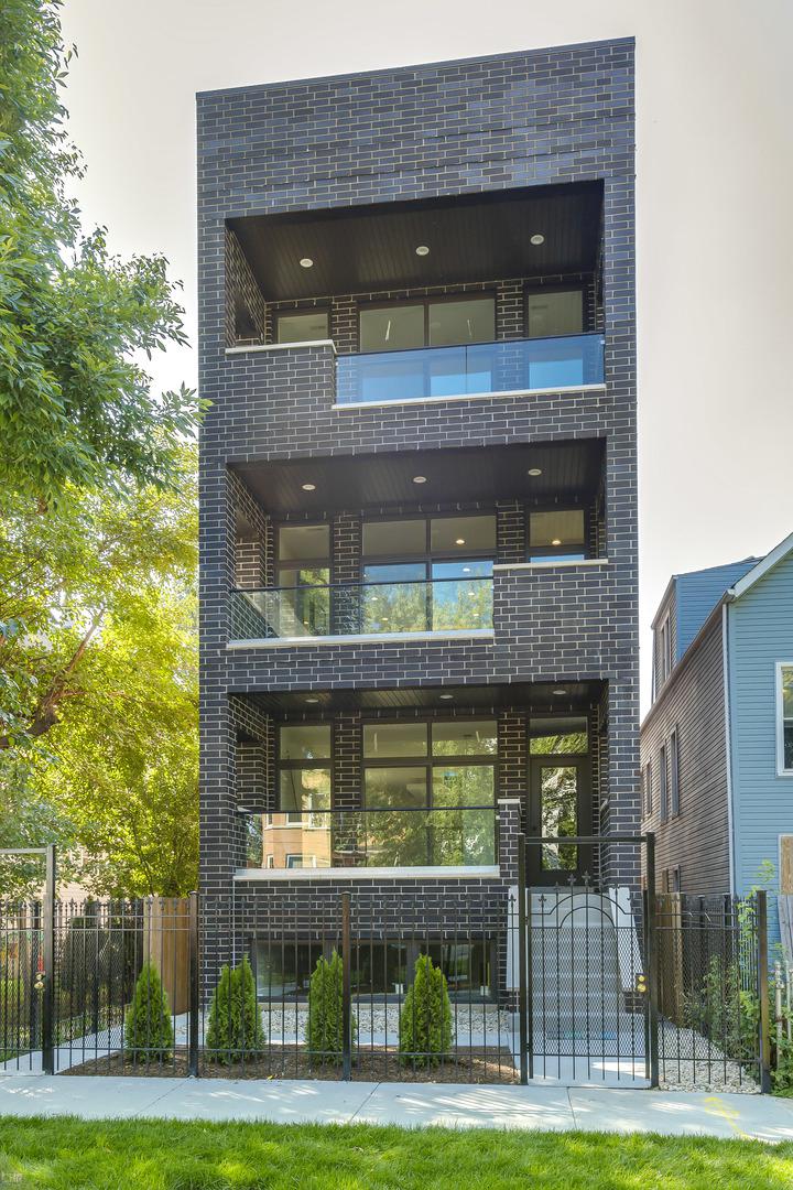 1812 N Sawyer Ave. #2, Chicago, IL 60647