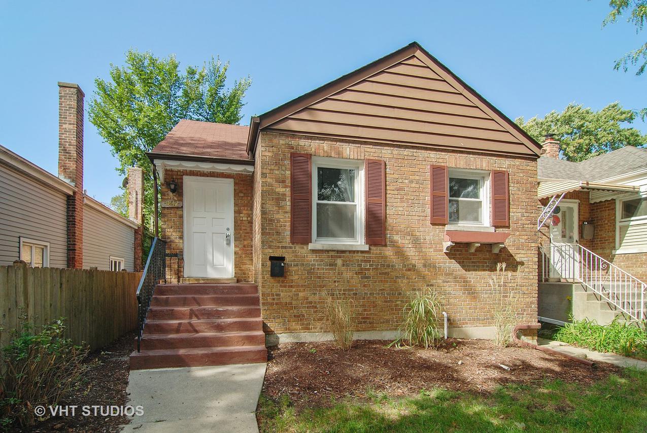 3842 Harrison Ave., Brookfield, IL 60513