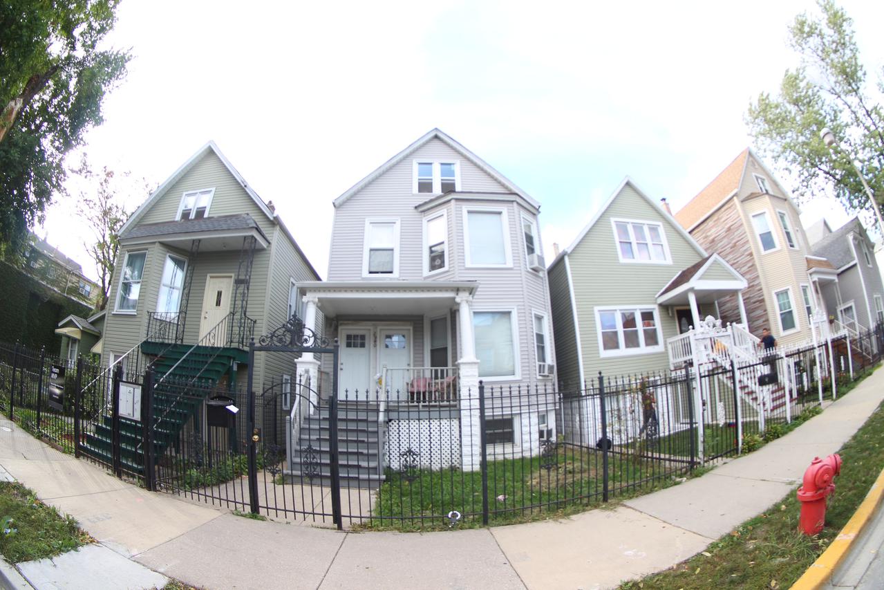 2940 N Allen Ave., Chicago, IL 60618