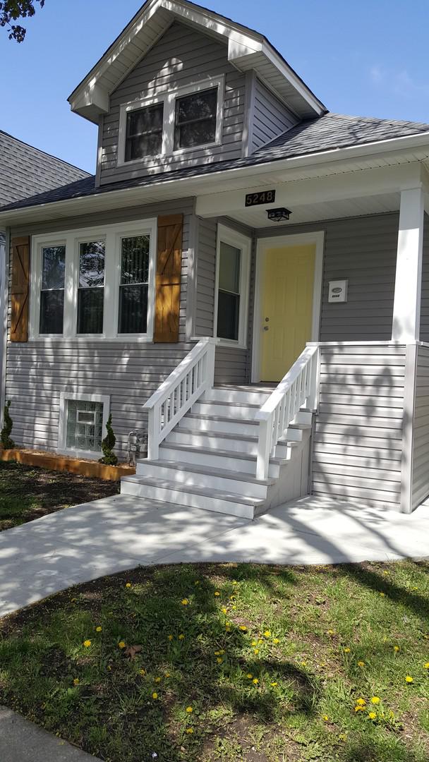5248 N Ludlam Ave., Chicago, IL 60630