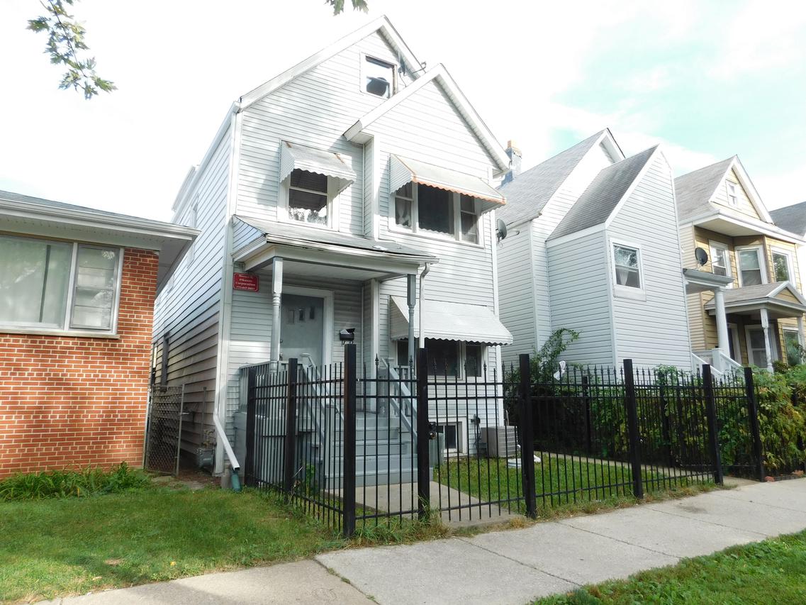 1521 S 49th Ct., Cicero, IL 60804