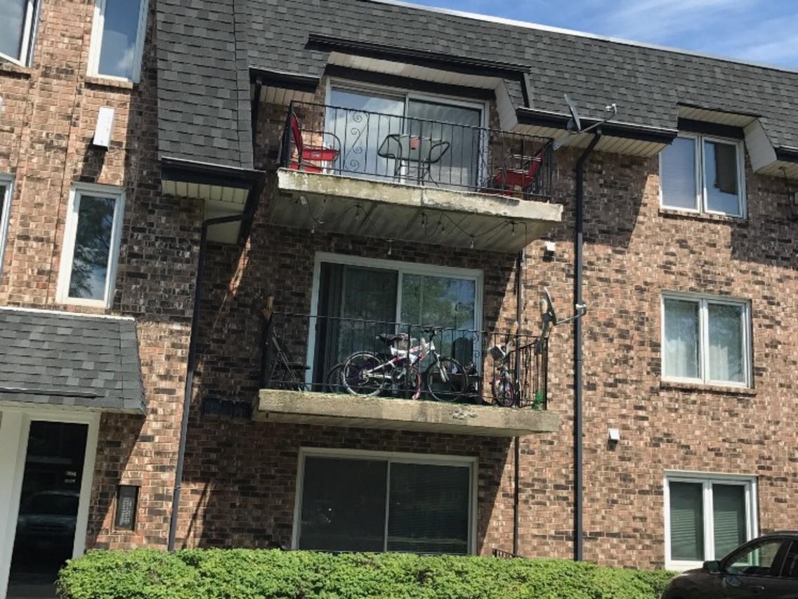 10800 Kilpatrick Ave. #303, Oak Lawn, IL 60453