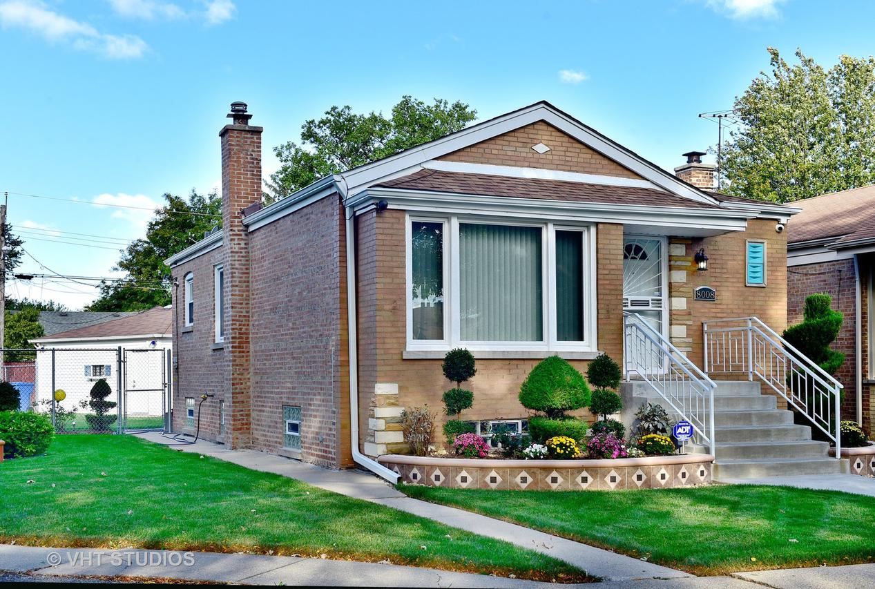 8008 S Homan Ave., Chicago, IL 60652