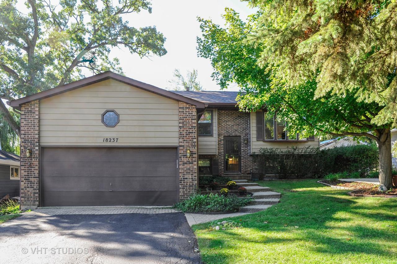 18237 W Lindenwood Dr., Grayslake, IL 60030
