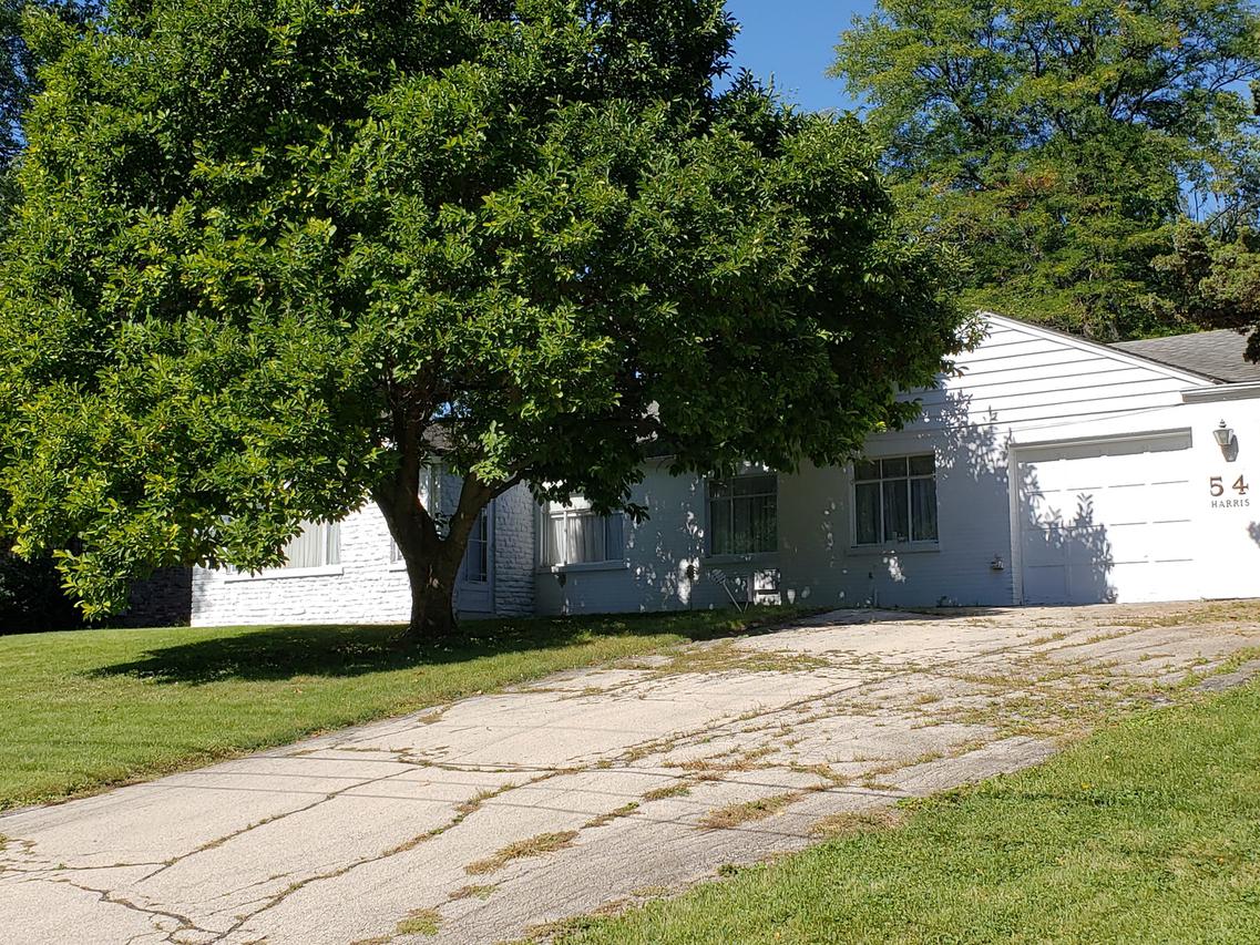 54 Harris Ave., Clarendon Hills, IL 60514