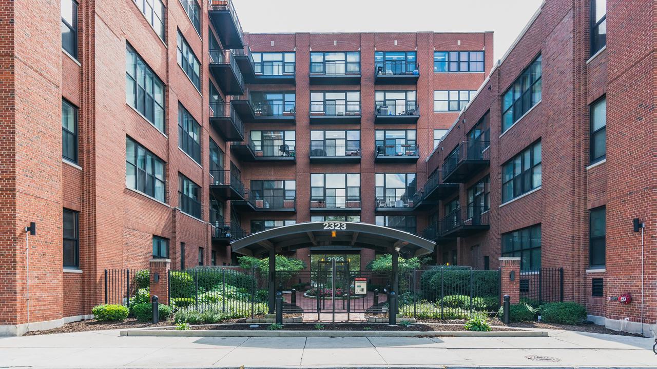 2323 W Pershing Rd. #617, Chicago, IL 60609