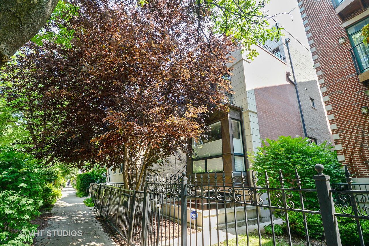 921 N Honore St. #B, Chicago, IL 60622