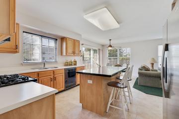 539 Penny Ln., Grayslake, IL 60030