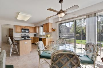 539 Penny Ln., Grayslake, IL 60030