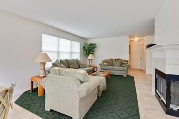 539 Penny Ln., Grayslake, IL 60030