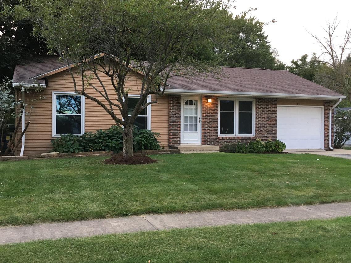33 N Pampas Dr., Cortland, IL 60112