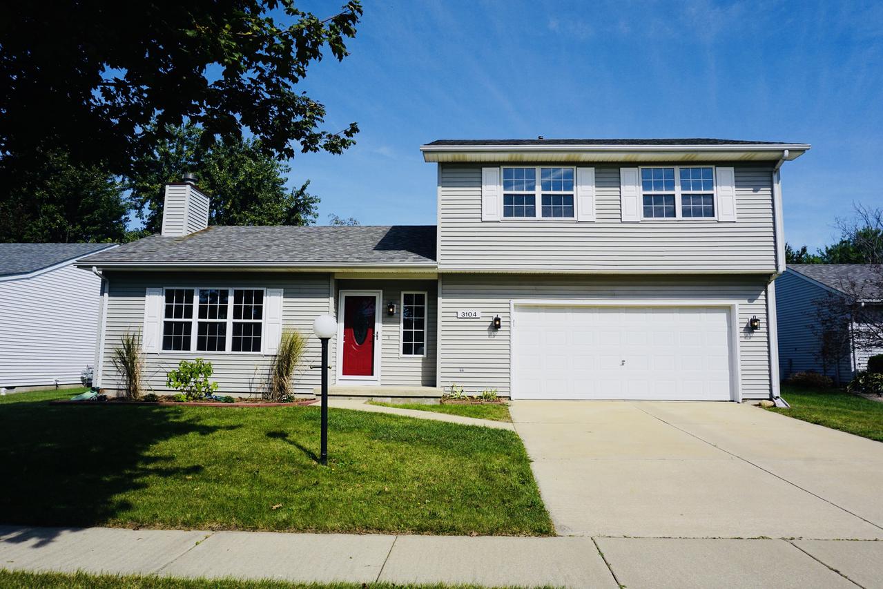 3104 Amy Dr., Champaign, IL 61822