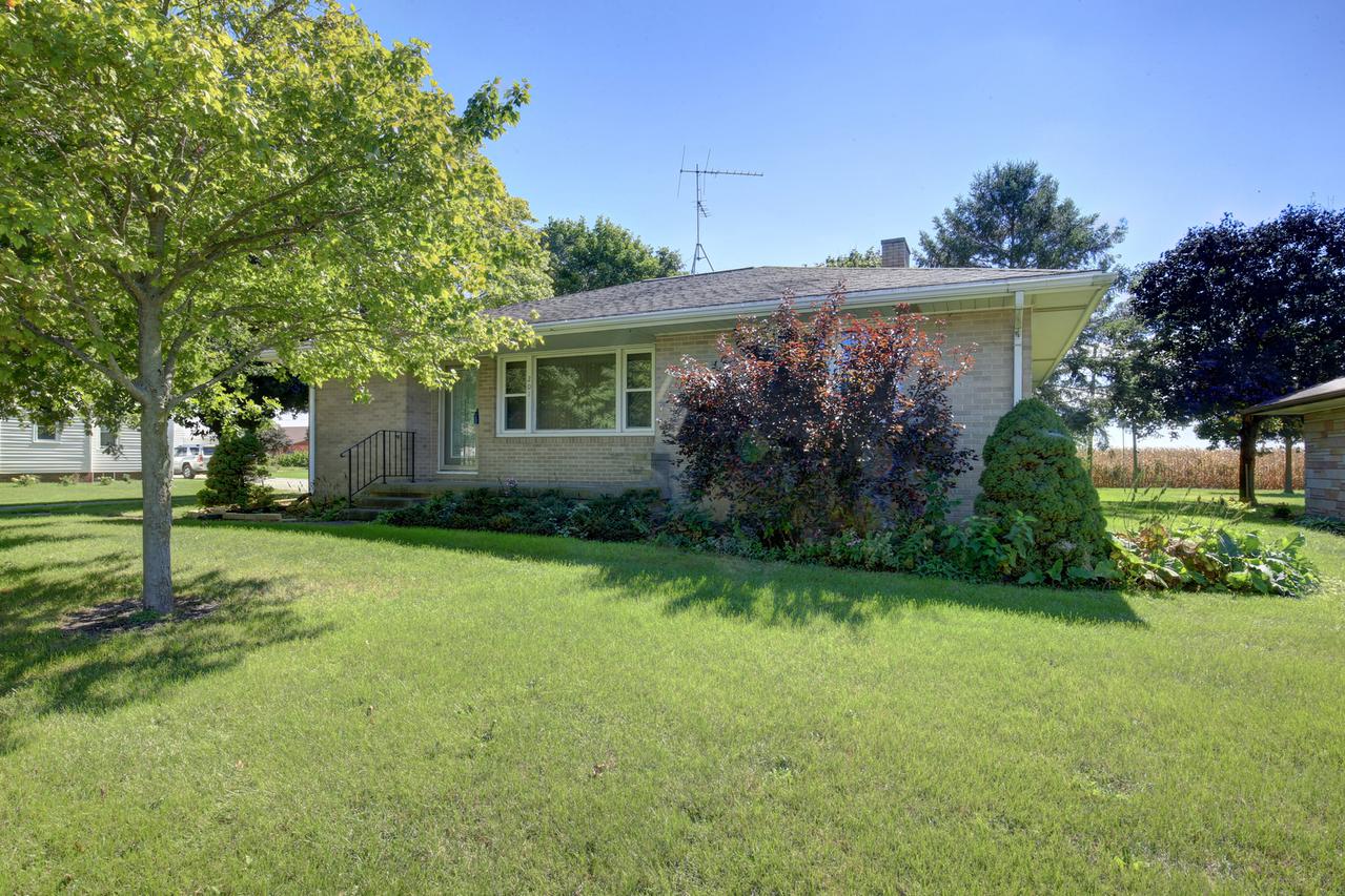 201 W Main St., Royal, IL 61871
