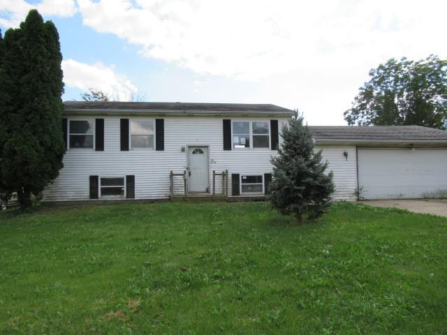 920 W Harrison St., Saybrook, IL 61770