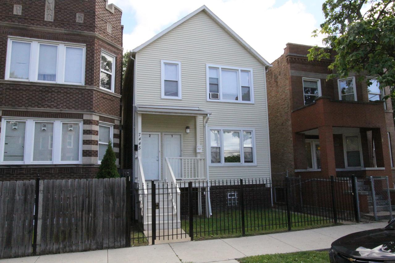 7445 S St Lawrence Ave., Chicago, IL 60619