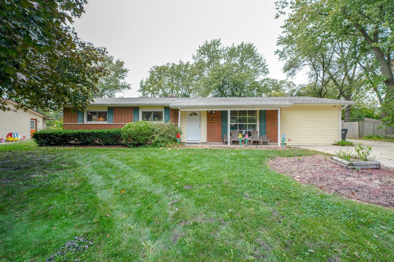 7616 Brookhaven Ave., Darien, IL 60561