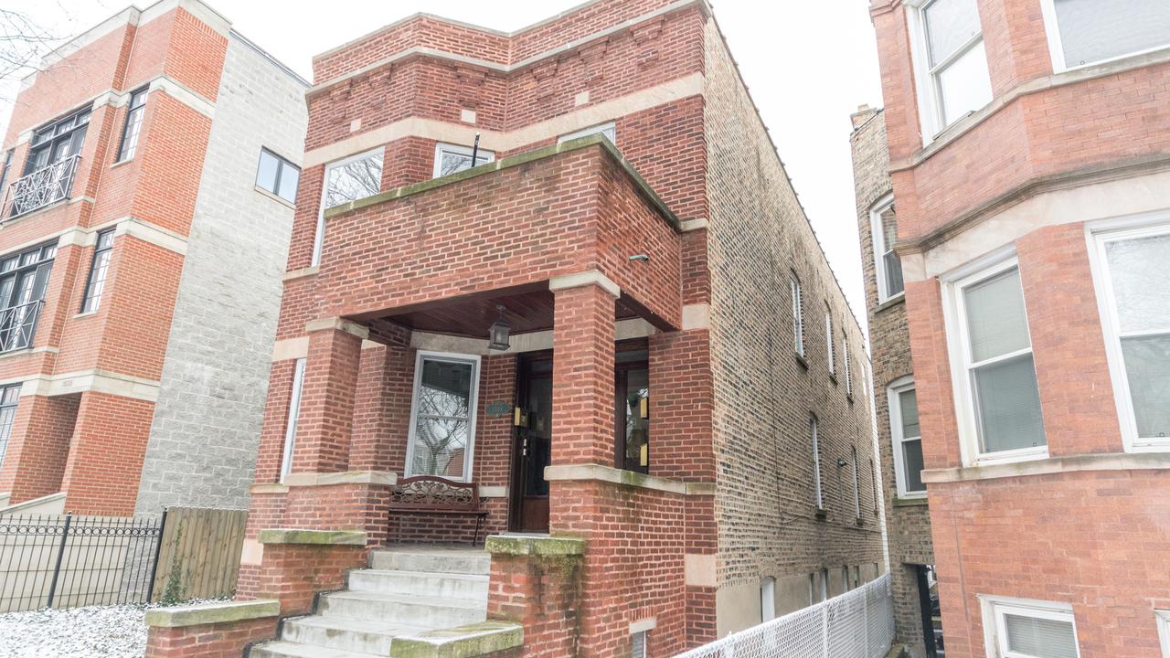 1509 W School St., Chicago, IL 60657