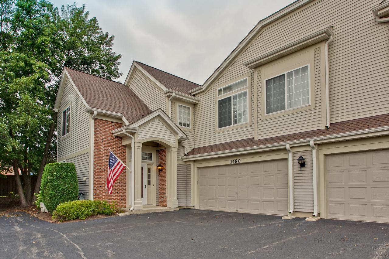 1480 N Waterbury Cir., Palatine, IL 60074