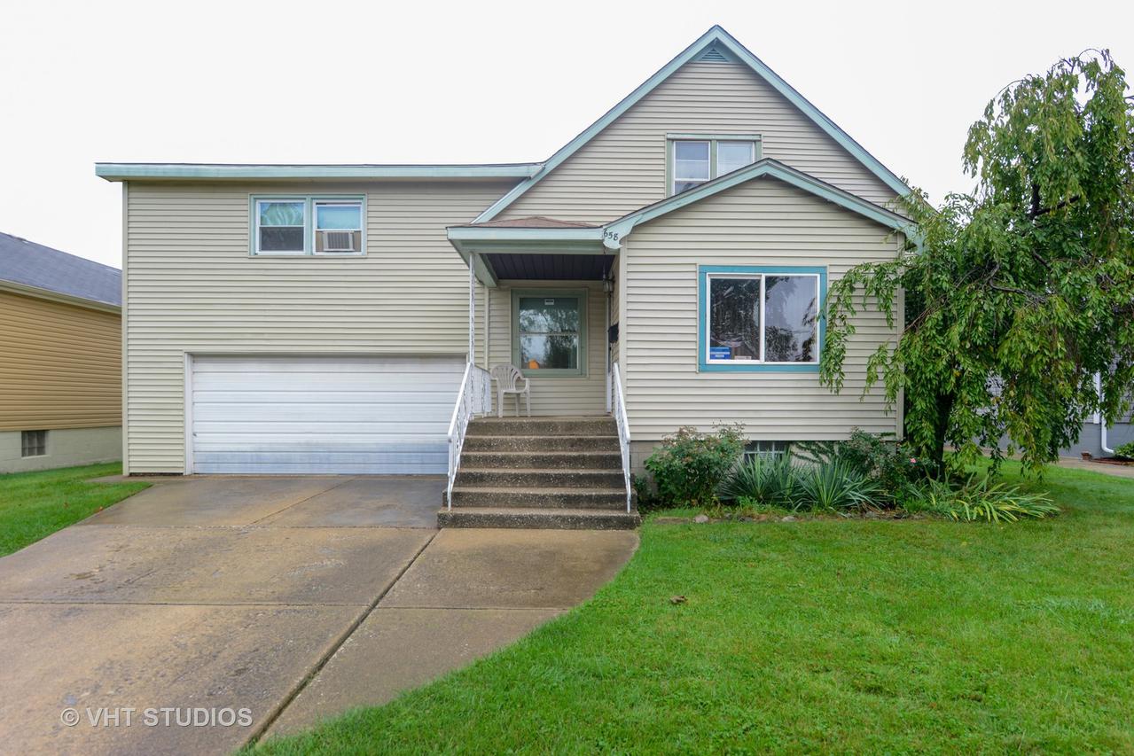 658 Greenbay Ave., Calumet City, IL 60409