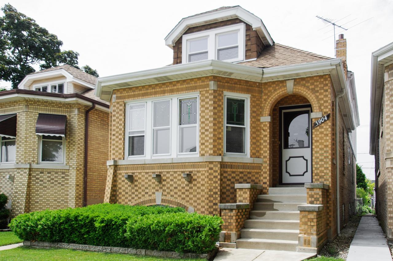 5904 N Mason Ave., Chicago, IL 60646