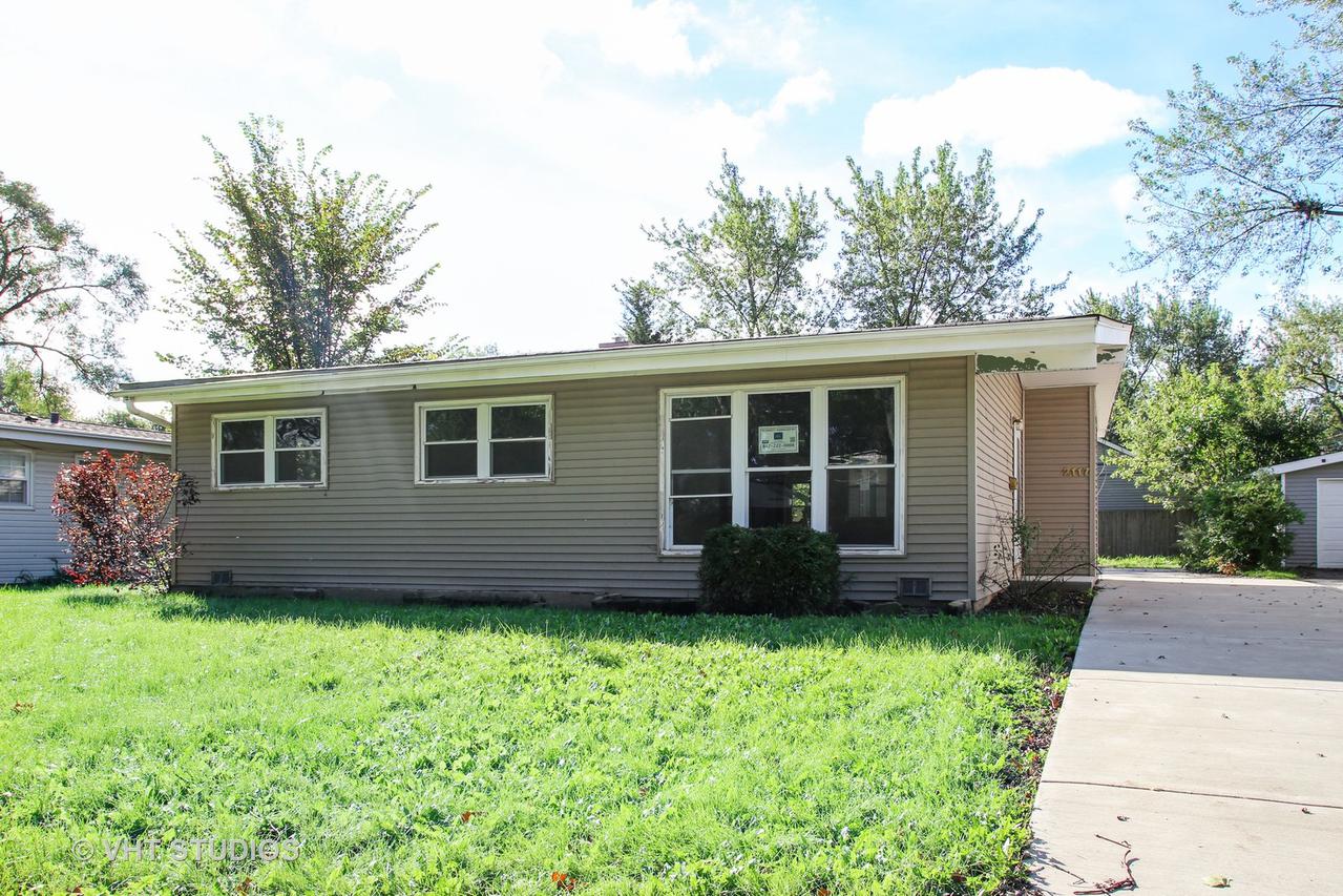 2117 Grouse Ln., Rolling Meadows, IL 60008