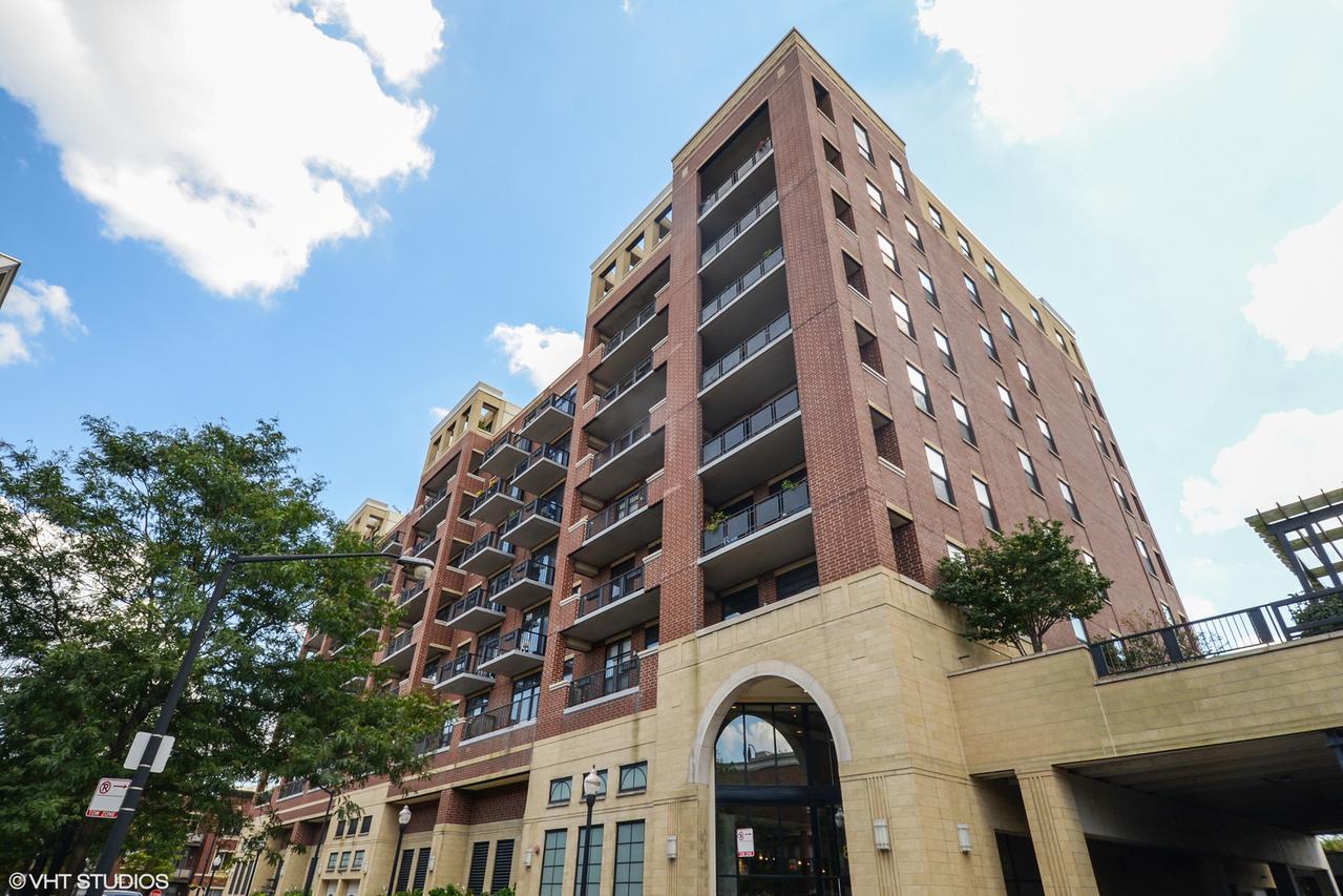 811 W 15th Pl. #701, Chicago, IL 60608