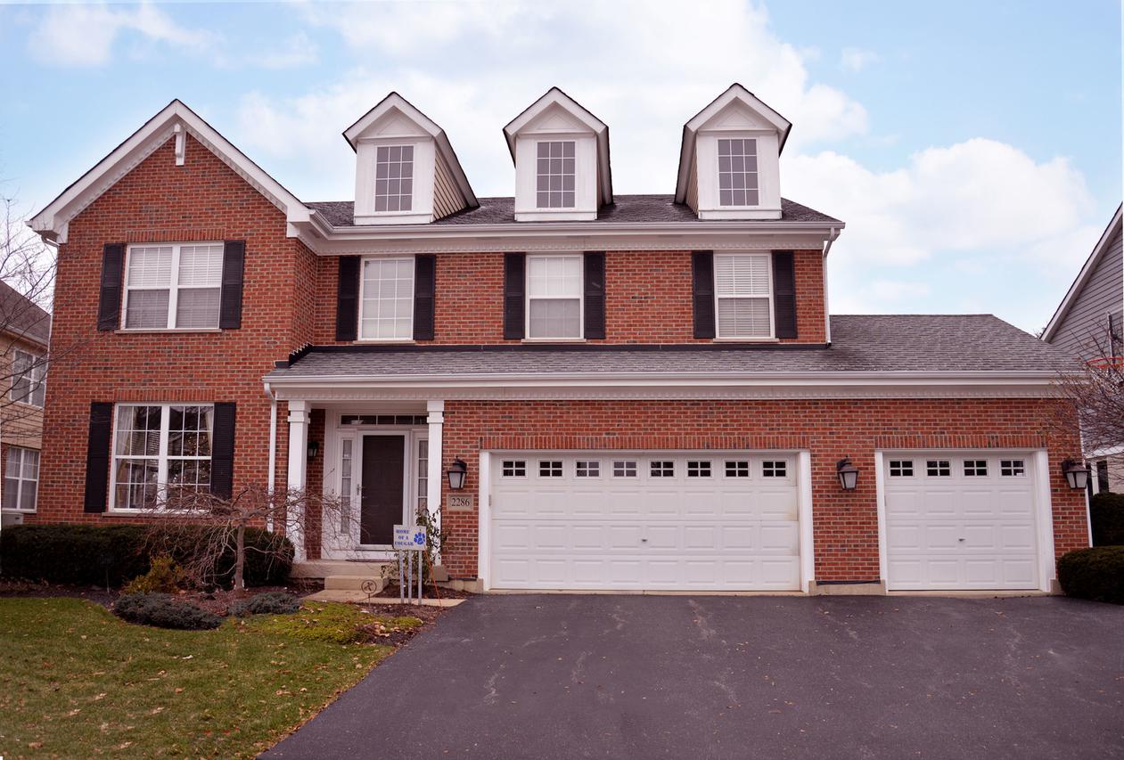 2286 Sarazen Dr., Vernon Hills, IL 60061