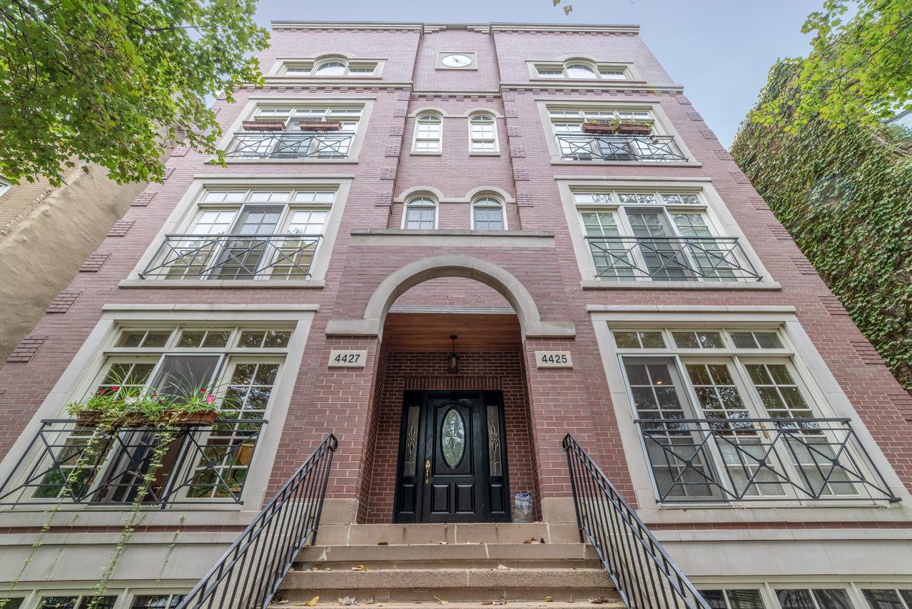 4425 N Racine Ave. #1S, Chicago, IL 60640
