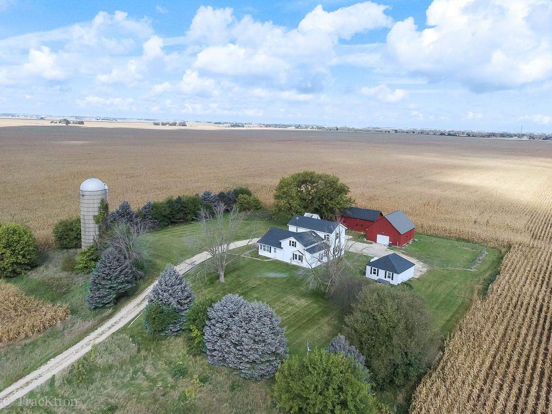 14949 Bastian Rd., Hinckley, IL 60520