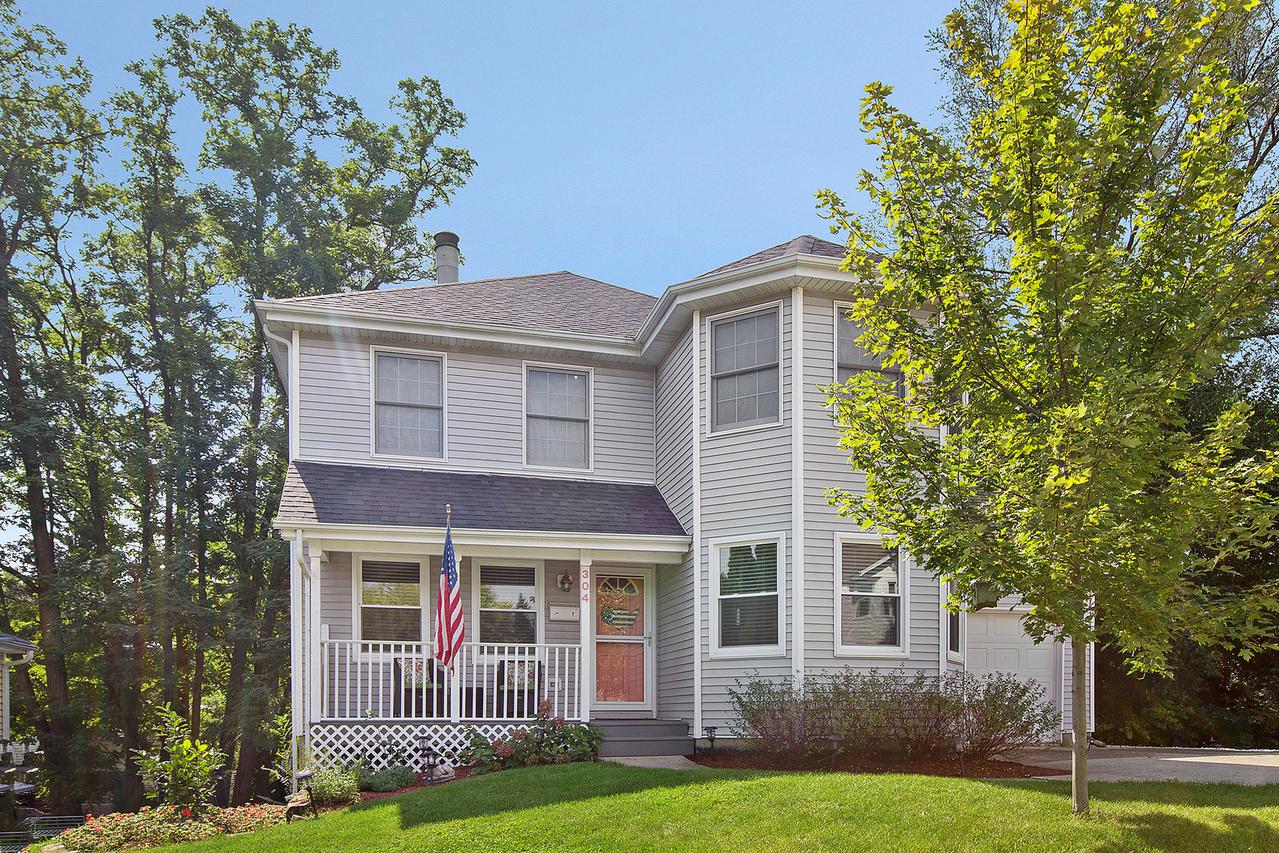 304 Logan St., Lemont, IL 60439
