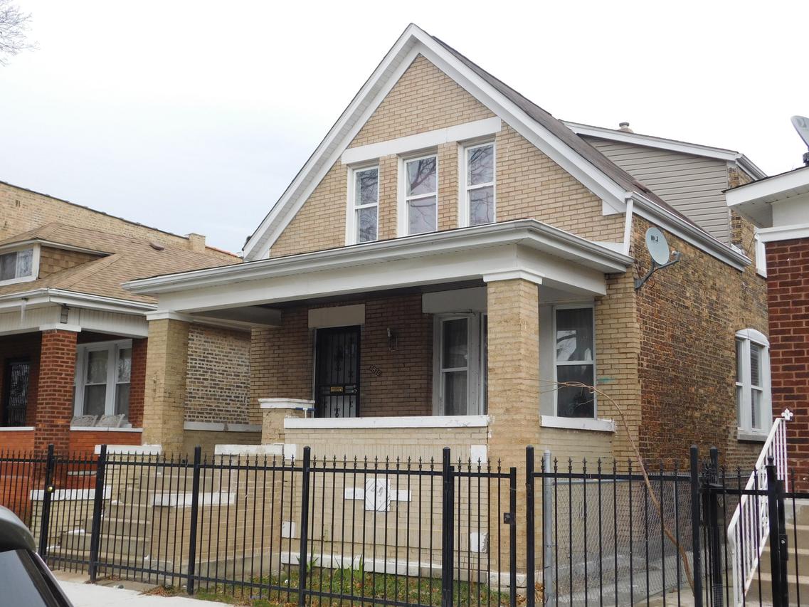 5815 S Maplewood Ave., Chicago, IL 60629