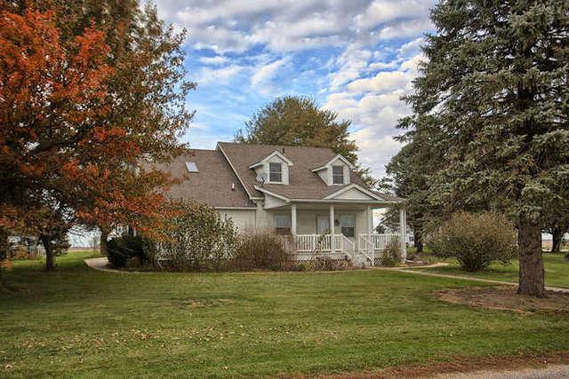 152 E 2000 North Rd., Weldon, IL 61882