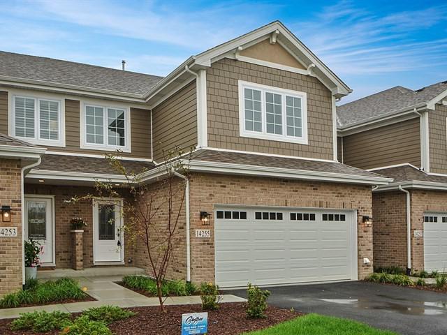 14273 Lacey Dr., Lemont, IL 60439