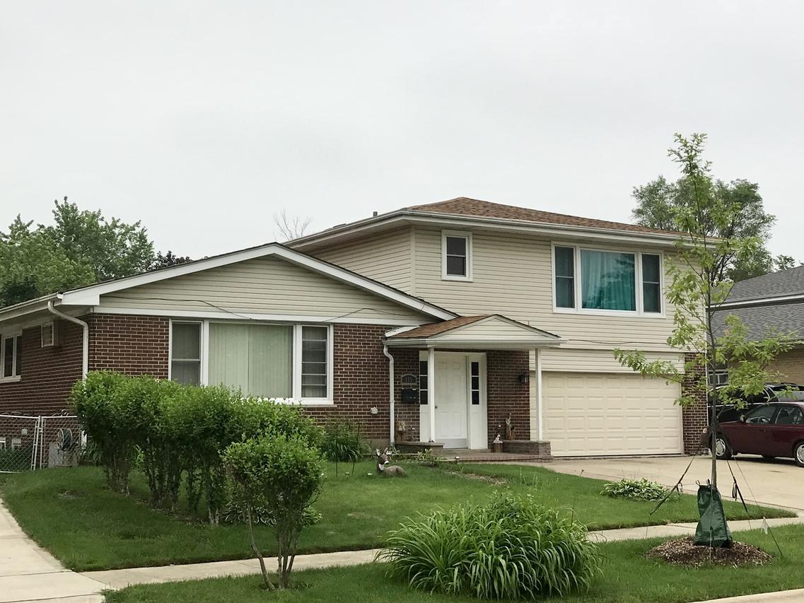 155 S La Londe Ave., Addison, IL 60101