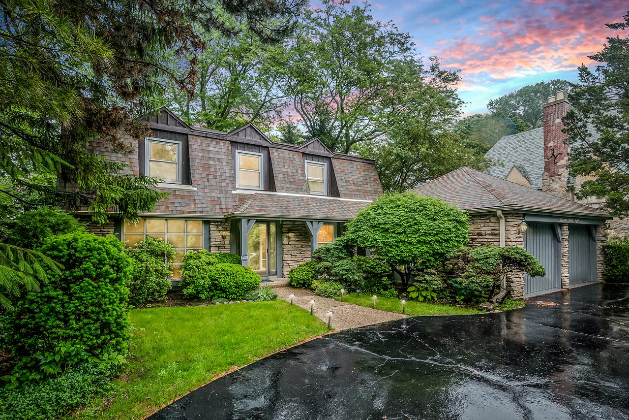 1148 Sheridan Rd., Wilmette, IL 60091