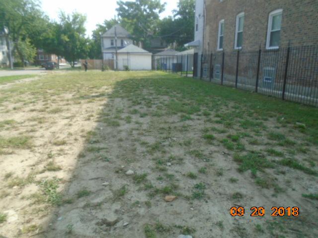 855 N Leclaire Ave., Chicago, IL 60651