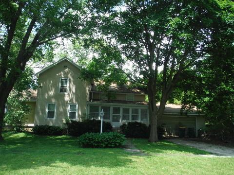 211 State St., Maple Park, IL 60151