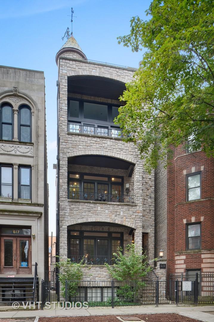 619 W Surf St. #2, Chicago, IL 60657