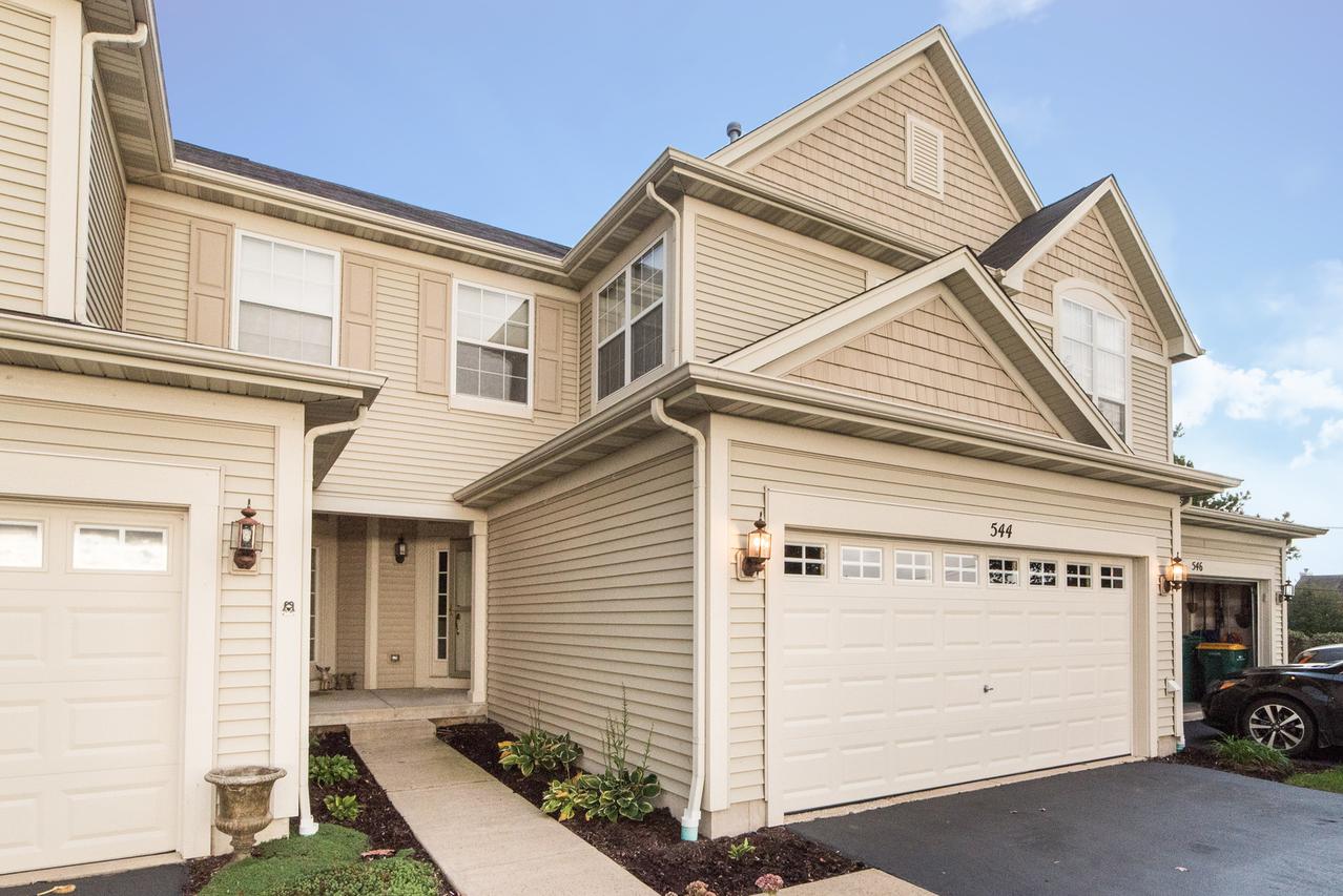 544 Amherst Dr., Sycamore, IL 60178