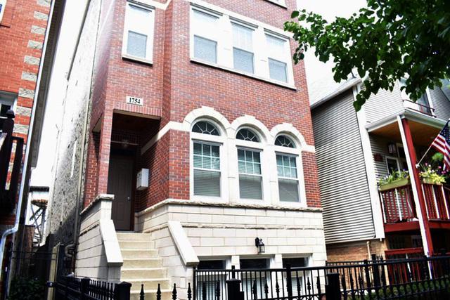 1754 W Roscoe St., Chicago, IL 60657